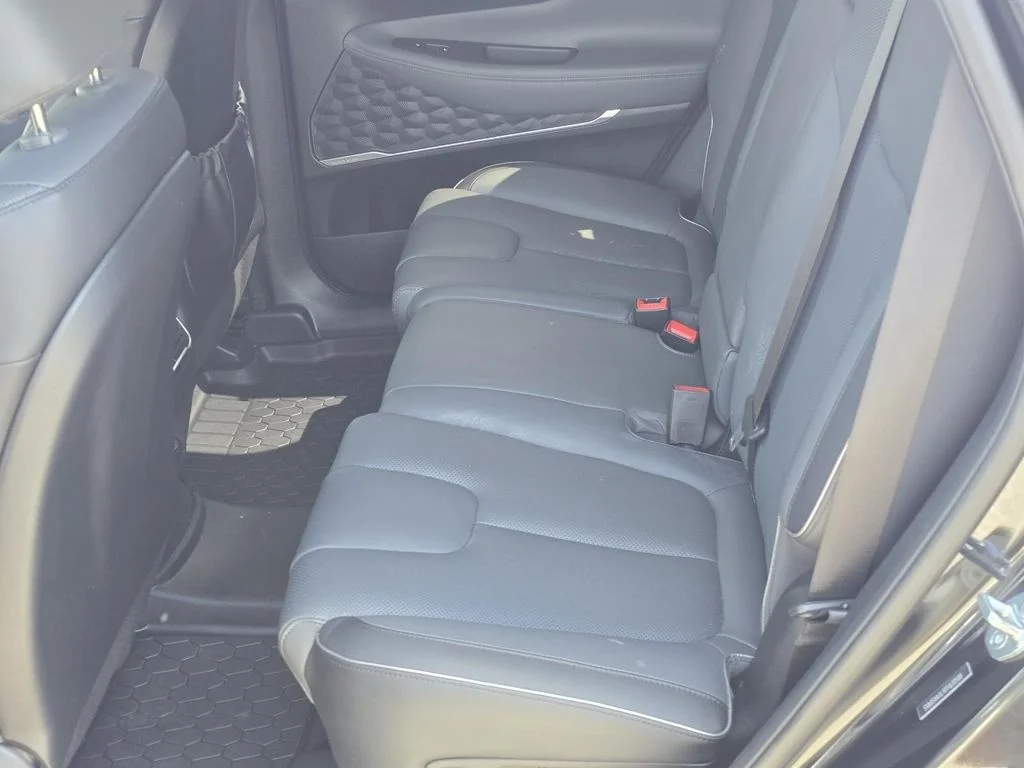 Used 2023 Black Hyundai Limited image 18
