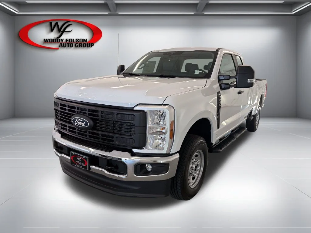 New 2027 White Ford XL image 3