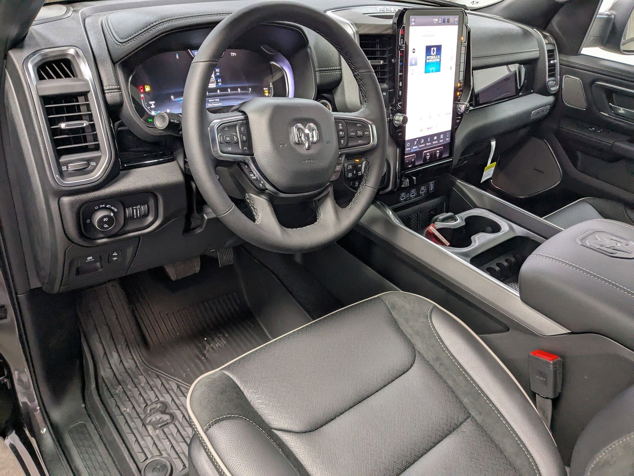 New 2026 Granite Crystal Metallic Clear-Coat Exterior Paint RAM Laramie image 10