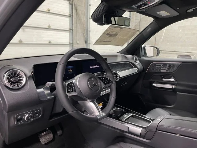 New 2026 Cirrus Silver Metallic Mercedes-Benz GLB 250 image 11