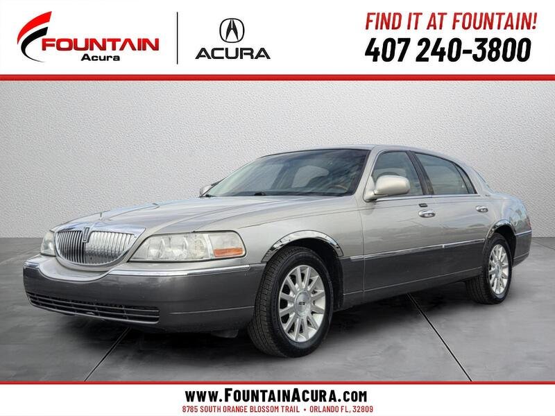 2006 Lincoln Town Car