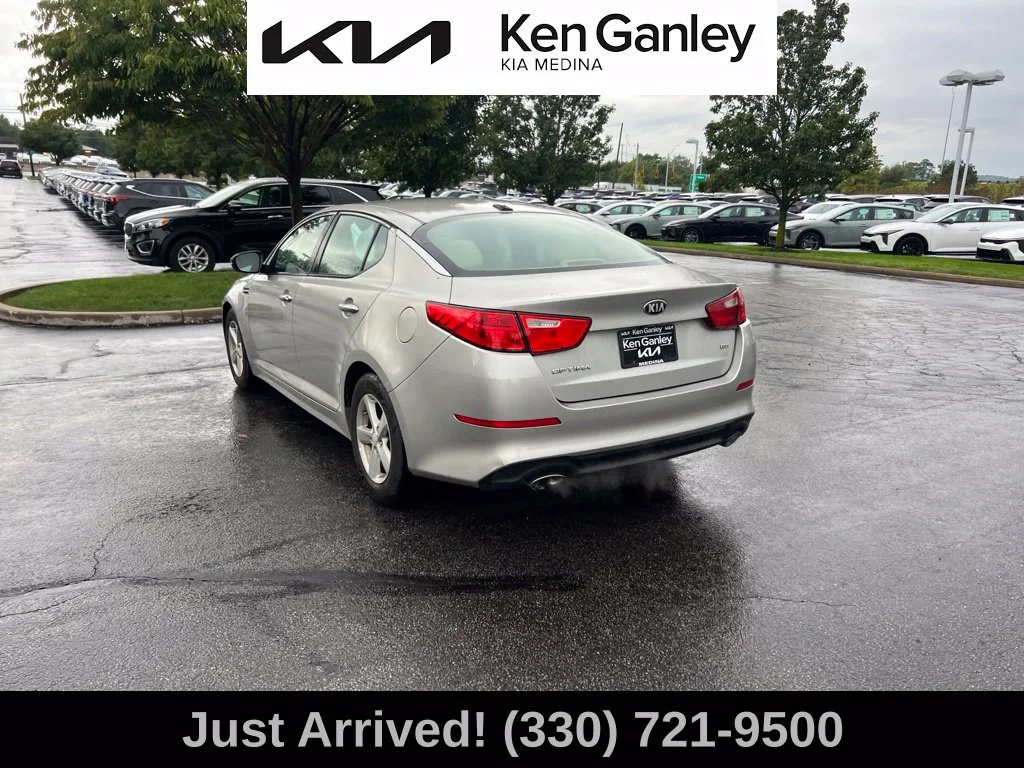 Used 2014 Silver Kia LX image 7