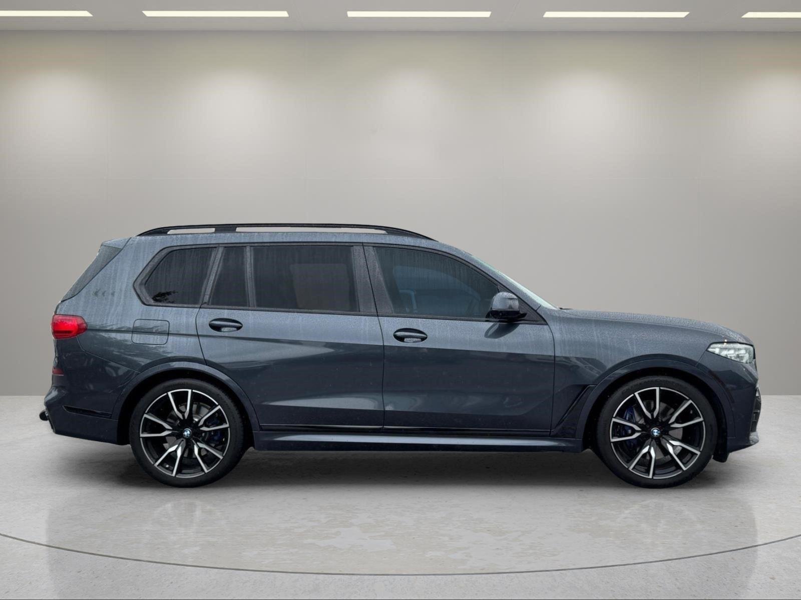 Used 2020 Arctic Gray Metallic BMW xDrive40i image 4