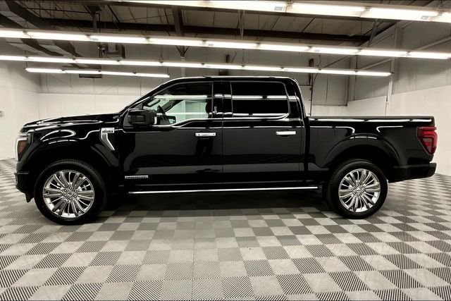 Used 2024 Agate Black Metallic Ford Platinum image 15