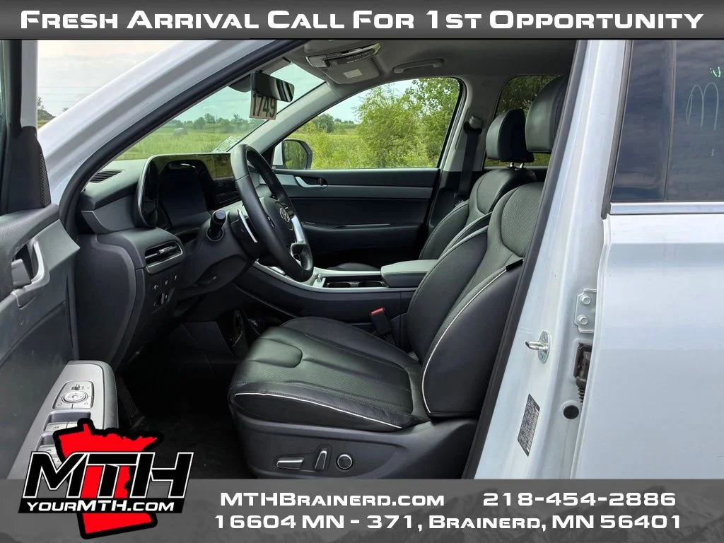 Certified Used 2025 White Hyundai SEL image 9