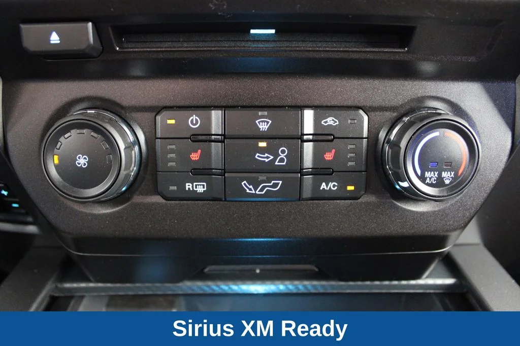 Used 2018 Ingot Silver Ford XLT image 9