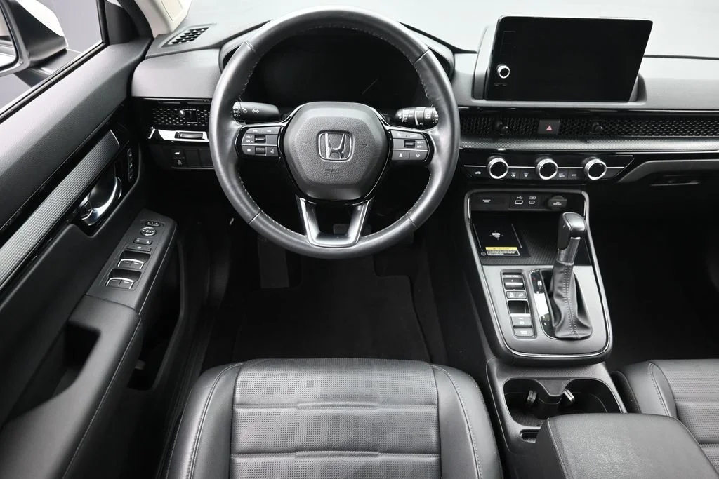 Certified Used 2023 White Honda EX-L image 17