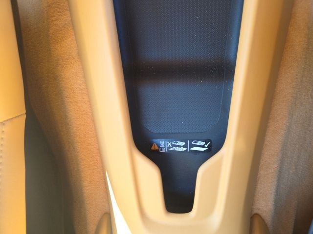 Used 2025 Red Chevrolet Stingray image 28