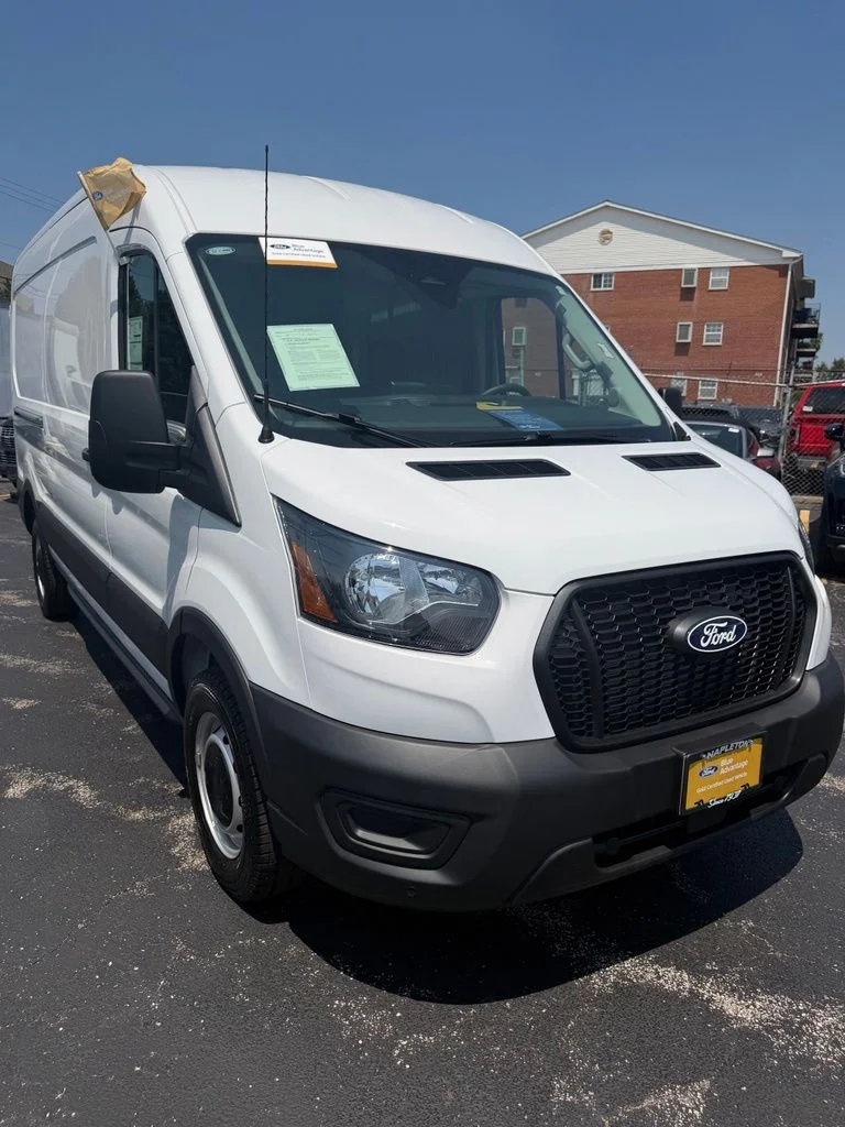 Used 2026 White Ford Base image 8