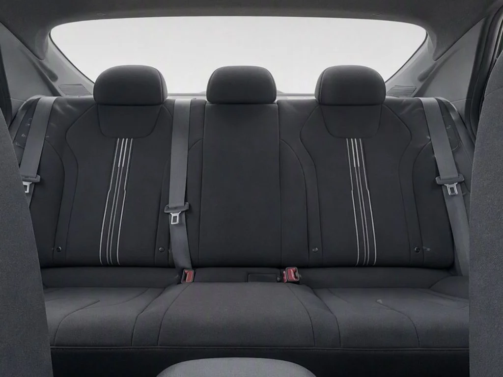 Used 2025 Red Hyundai SEL Sport image 18