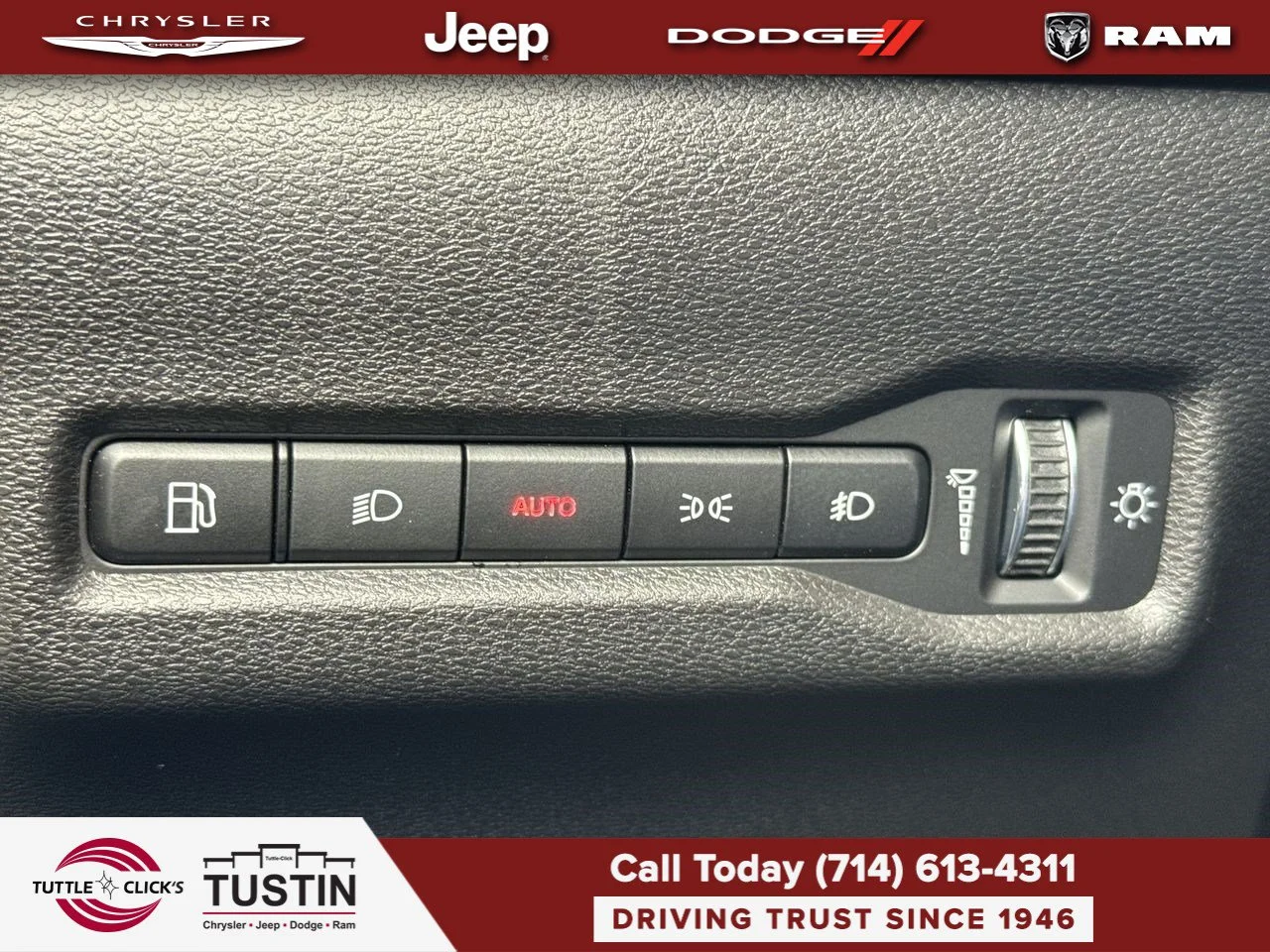 New 2027 Sting-Gray Clearcoat Jeep Limited Altitude image 31