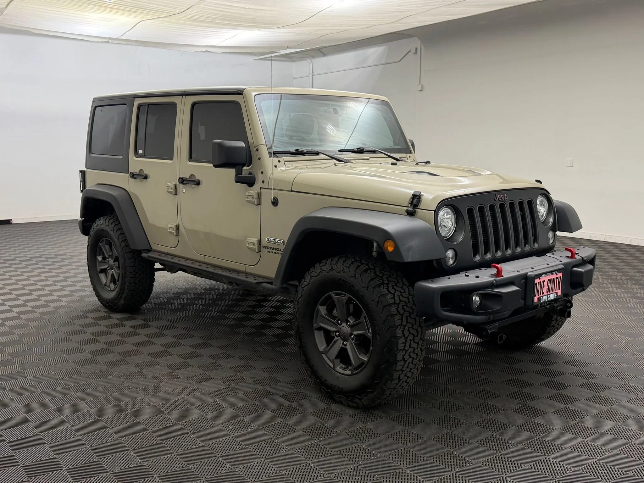 Used 2017 Gobi Clearcoat Jeep Rubicon Recon image 7