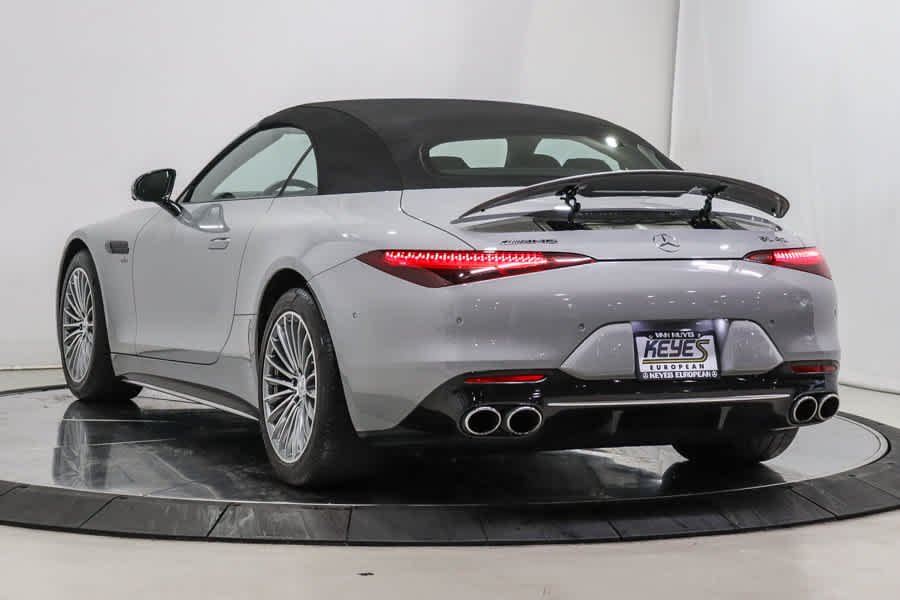 Certified Used 2023 MANUFAKTUR Alpine Grey Mercedes-Benz AMG® SL 43 image 4