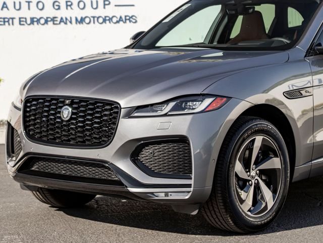 New 2026 Eiger Grey Jaguar P250 R-Dynamic S image 2
