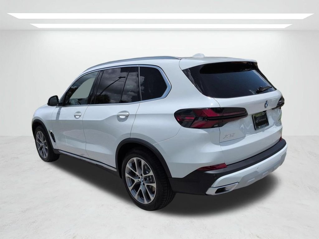 New 2026 Alpine White BMW xDrive40i image 6