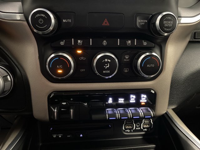 Used 2019 Ivory White Tri-Coat Pearlcoat Ram Laramie image 17