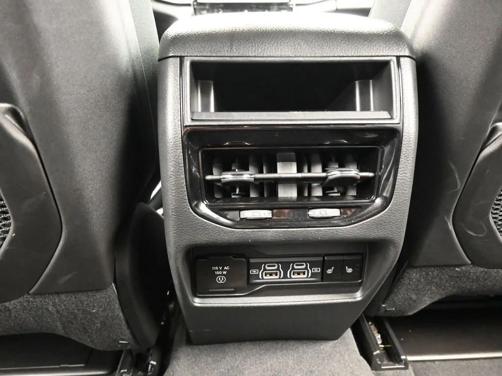 Used 2024 White Jeep Limited image 41