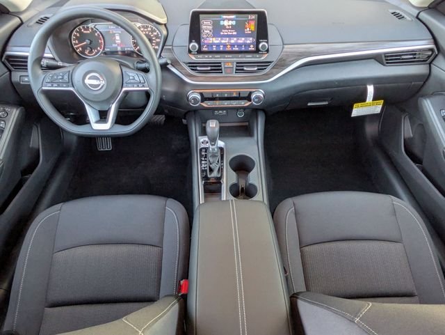 2025 Nissan Altima SV - Photo 7