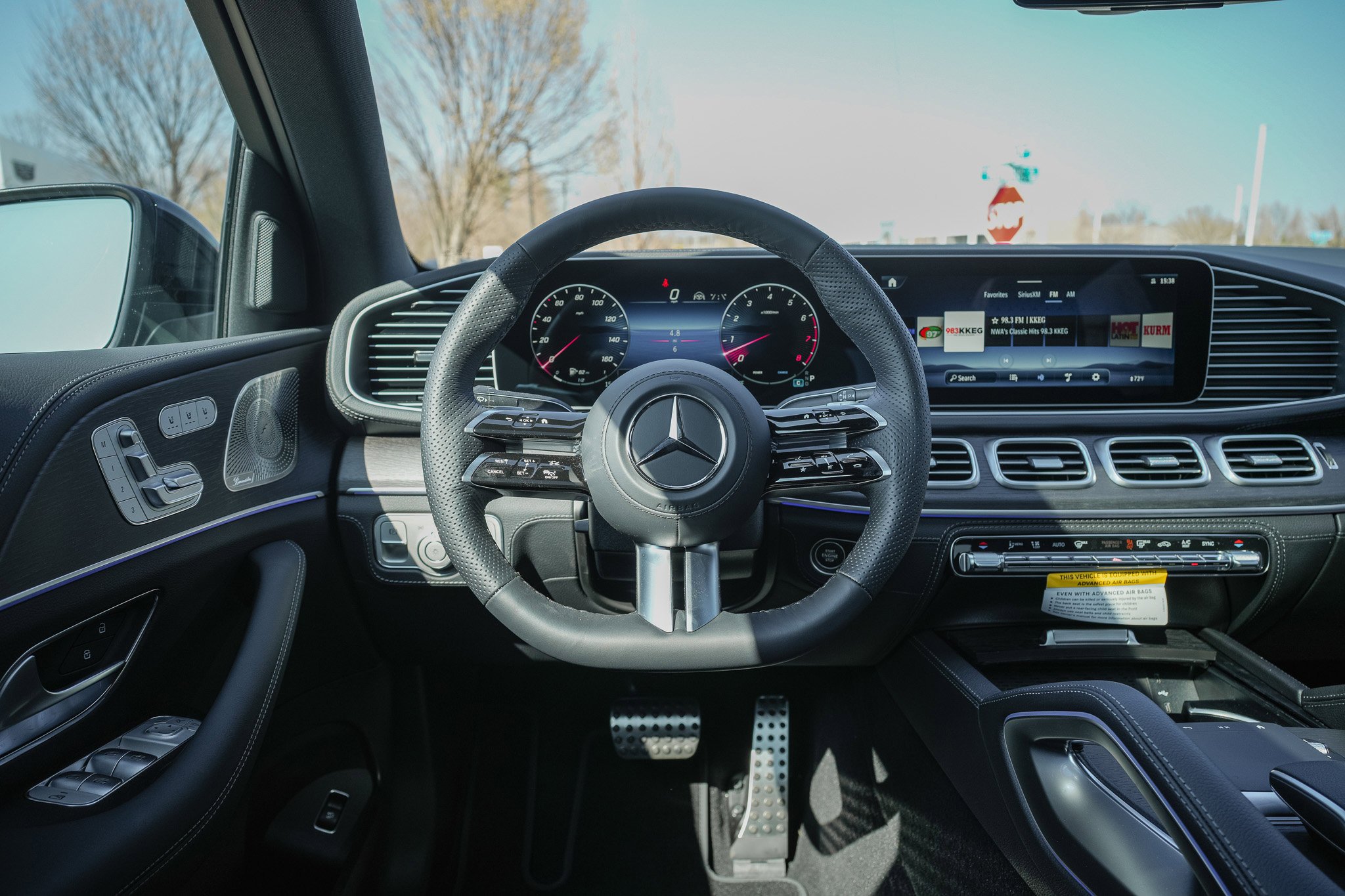 New 2026 OBSIDIAN BLACK Mercedes-Benz GLE 450 image 17