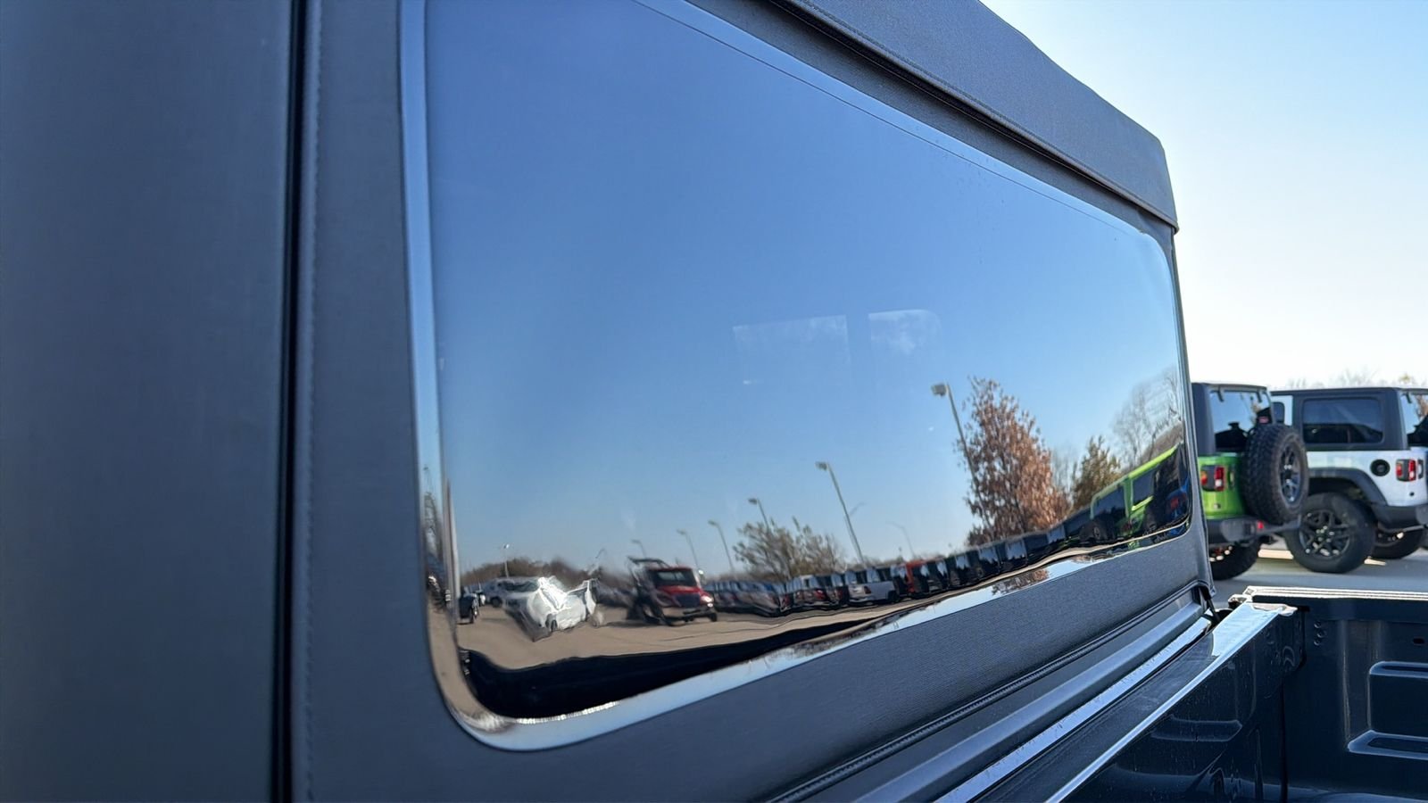 New 2026 Granite Crystal Metallic Clear-Coat Exterior Paint Jeep Sport S image 28