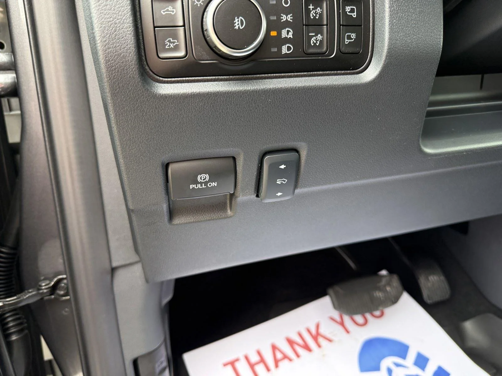 New 2026 Carbonized Gray Metallic Ford F-250® Lariat® image 18
