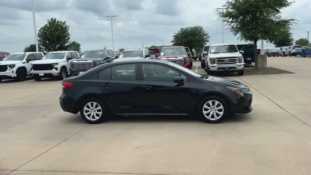 Used 2024 Toyota Corolla LE with VIN 5YFB4MDE6RP112699 for sale in Waxahachie, TX