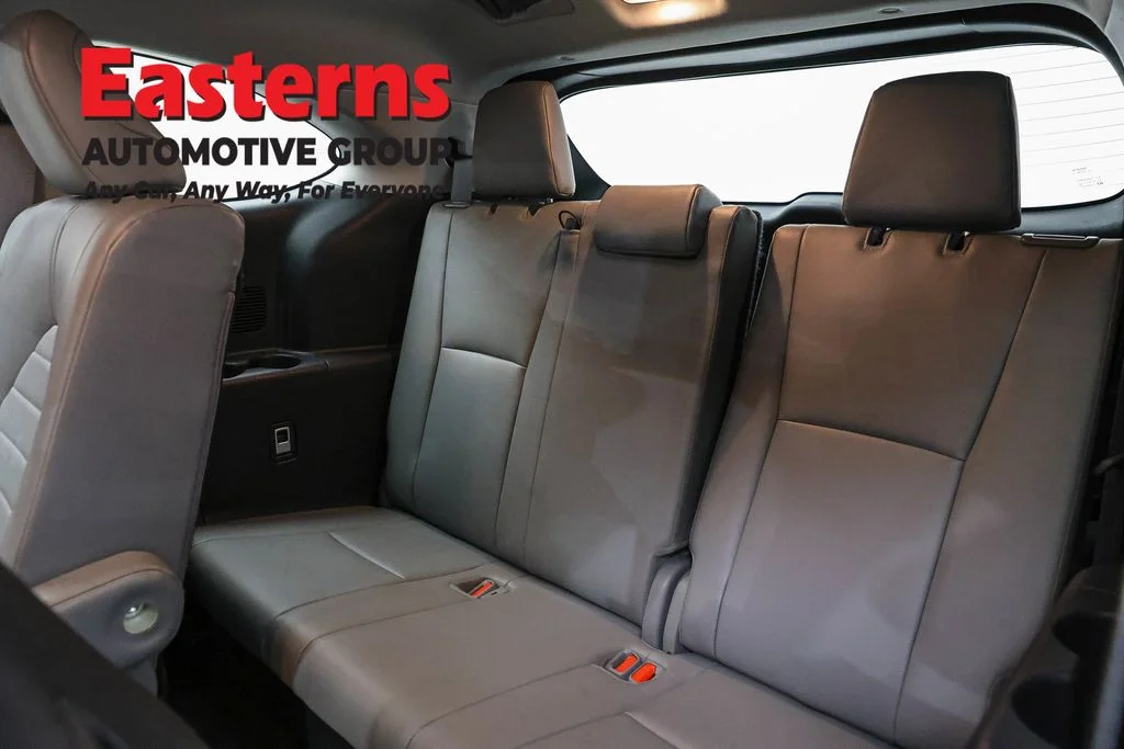 Used 2022 Gray Toyota XLE image 26