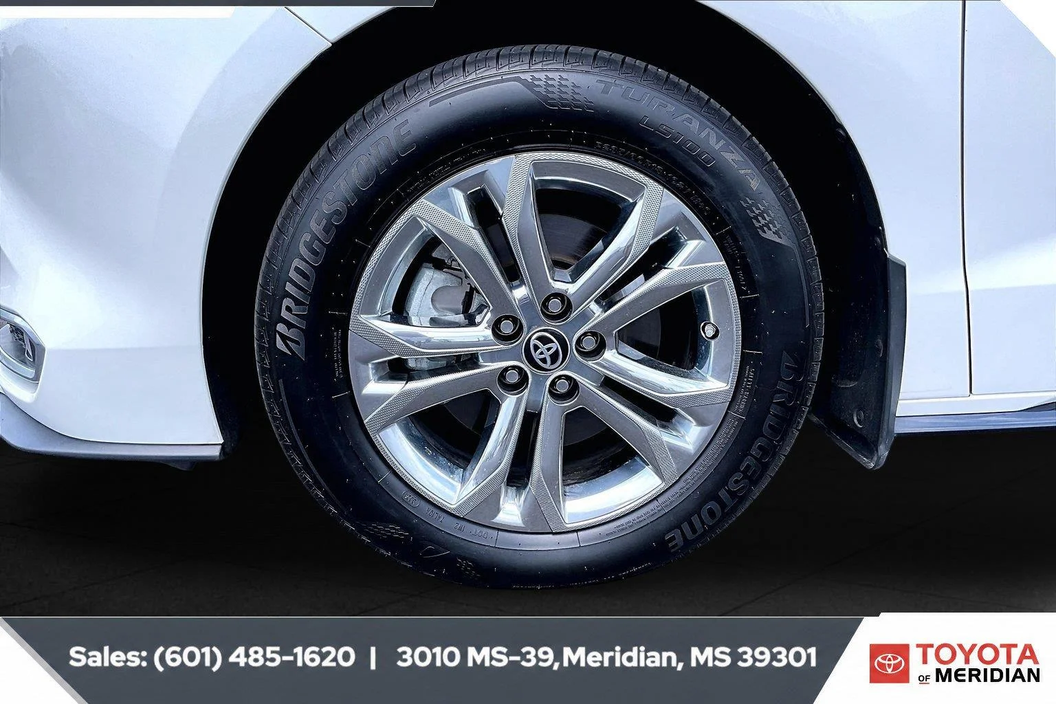 Used 2024 Windchill Pearl Toyota Platinum image 7
