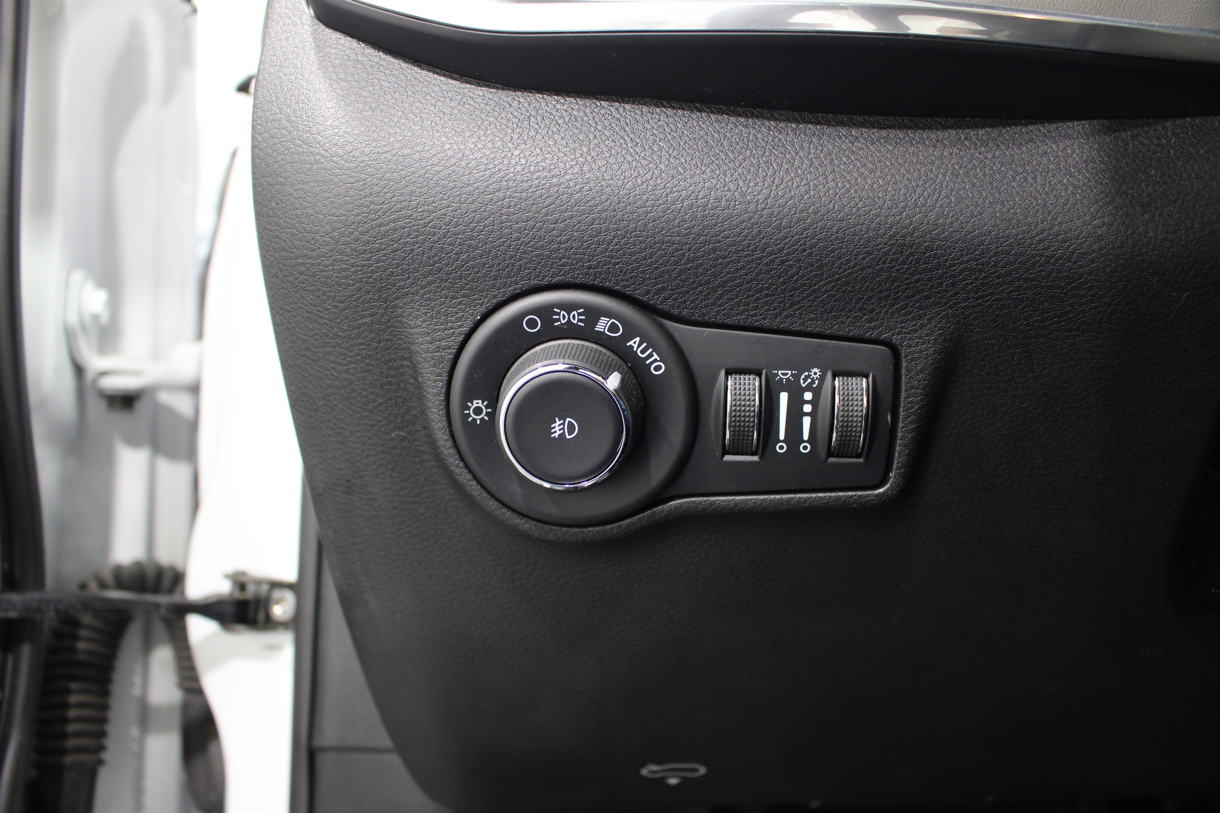 2024 Jeep Compass Limited - Photo 8