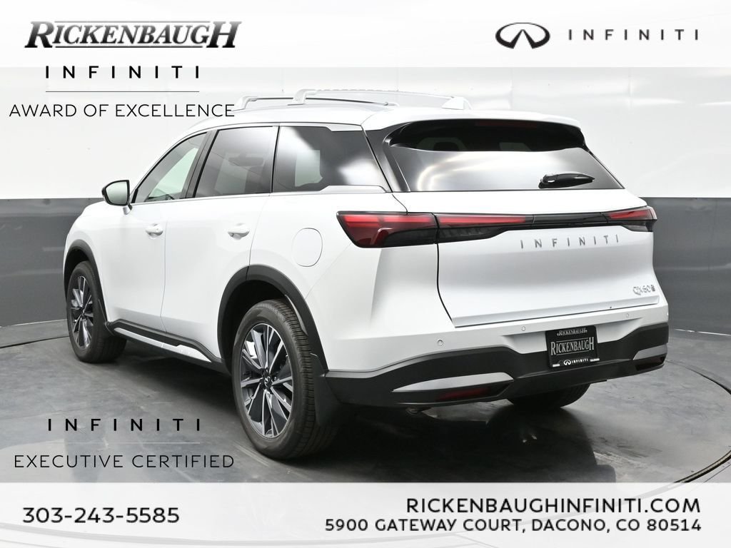 Certified Used 2026 White INFINITI LUXE image 5