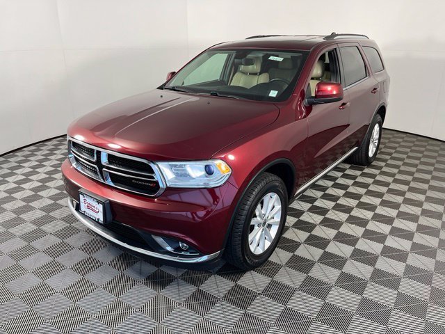 Used 2019 Red Dodge SXT Plus image 3