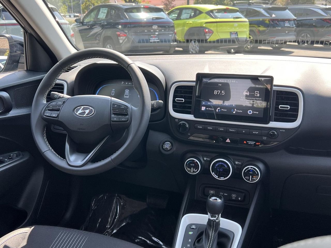 New 2026 Ecotronic Gray w/Black Roof Hyundai SEL w/Two-Tone Roof image 60