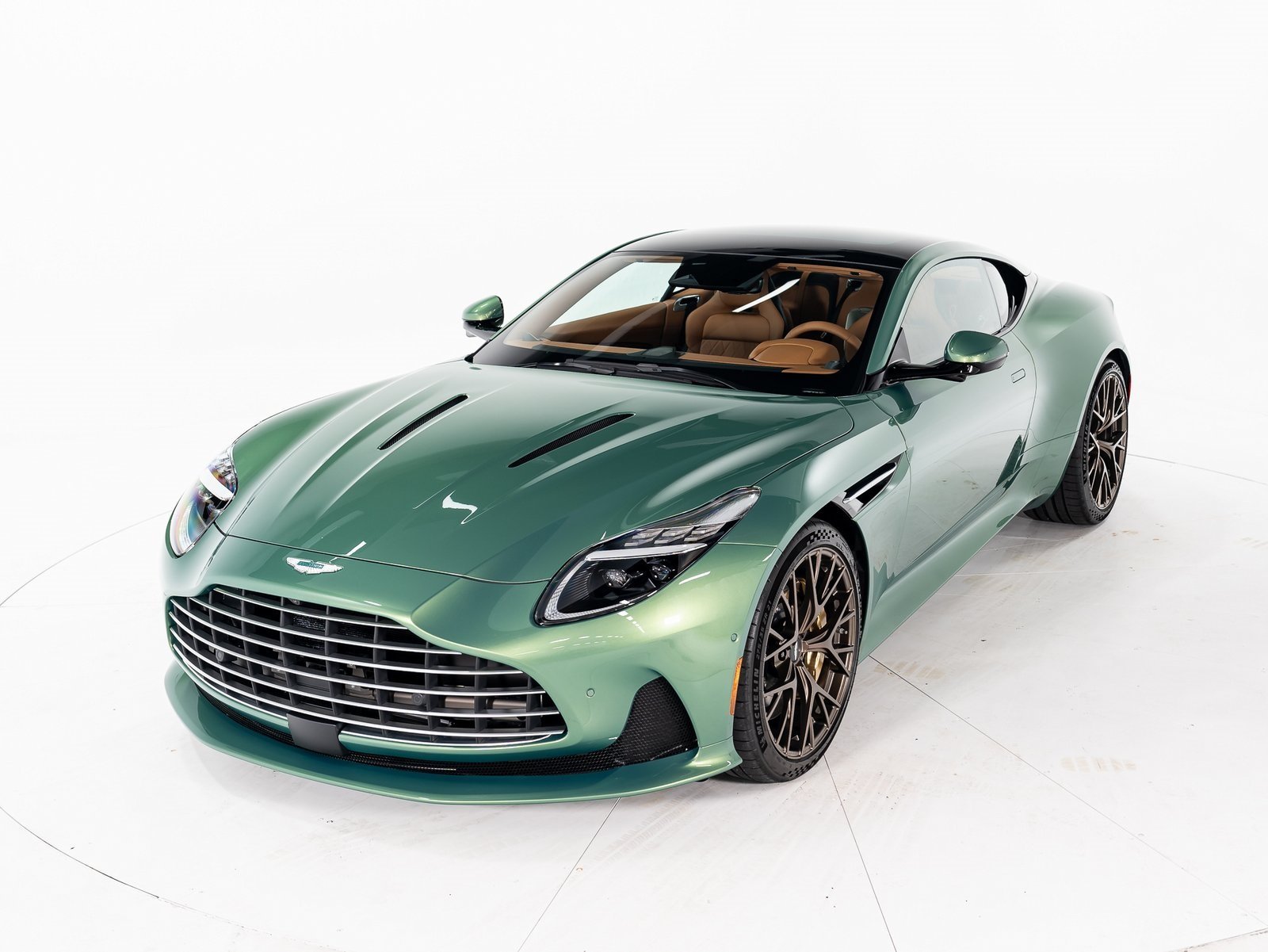2025 Aston Martin DB12 Base