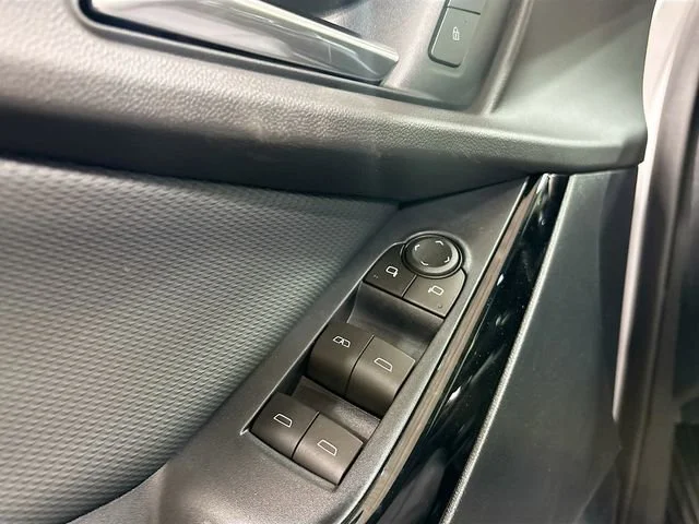 2026 Chevrolet Equinox LT - Photo 21