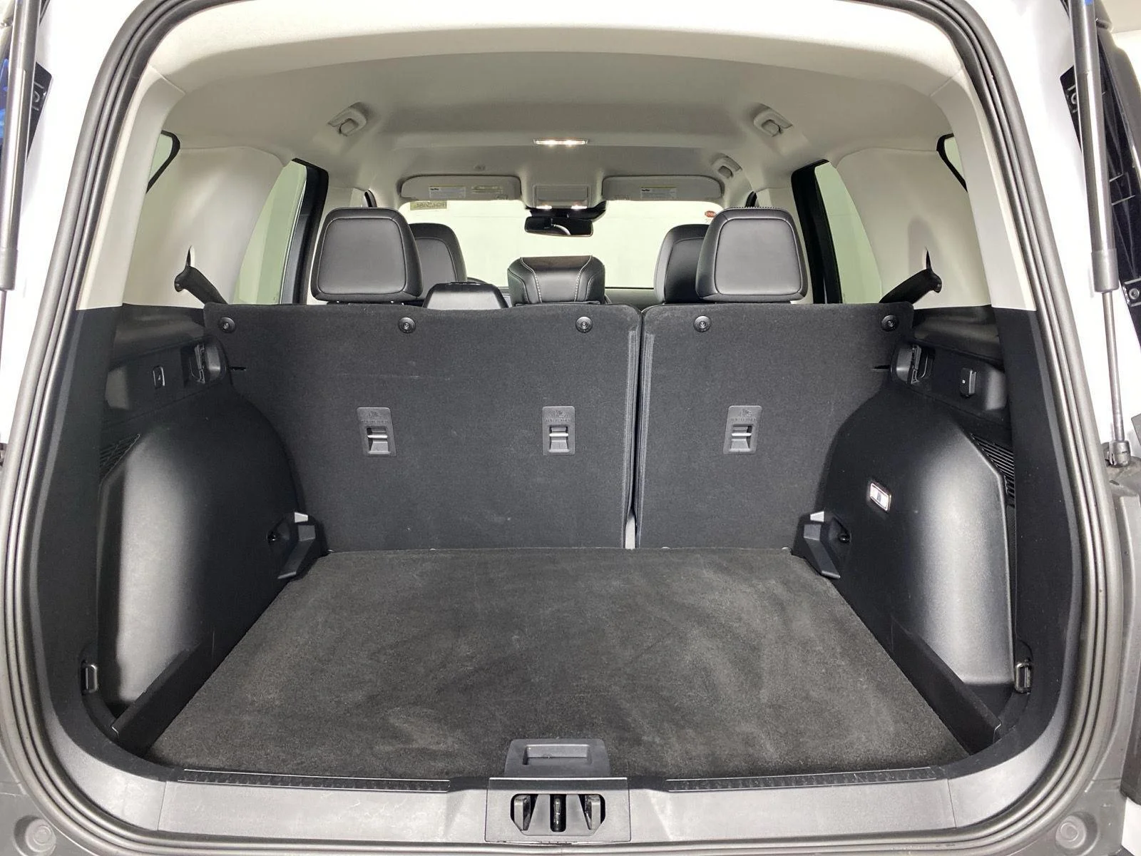 New 2026 Oxford White Ford Outer Banks® image 25