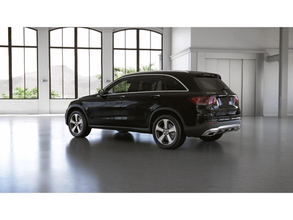 Certified Used 2022 Black Mercedes-Benz GLC 300 4MATIC® image 31