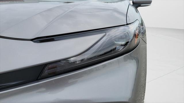 Certified Used 2026 PRECIOUS METAL Toyota  image 25