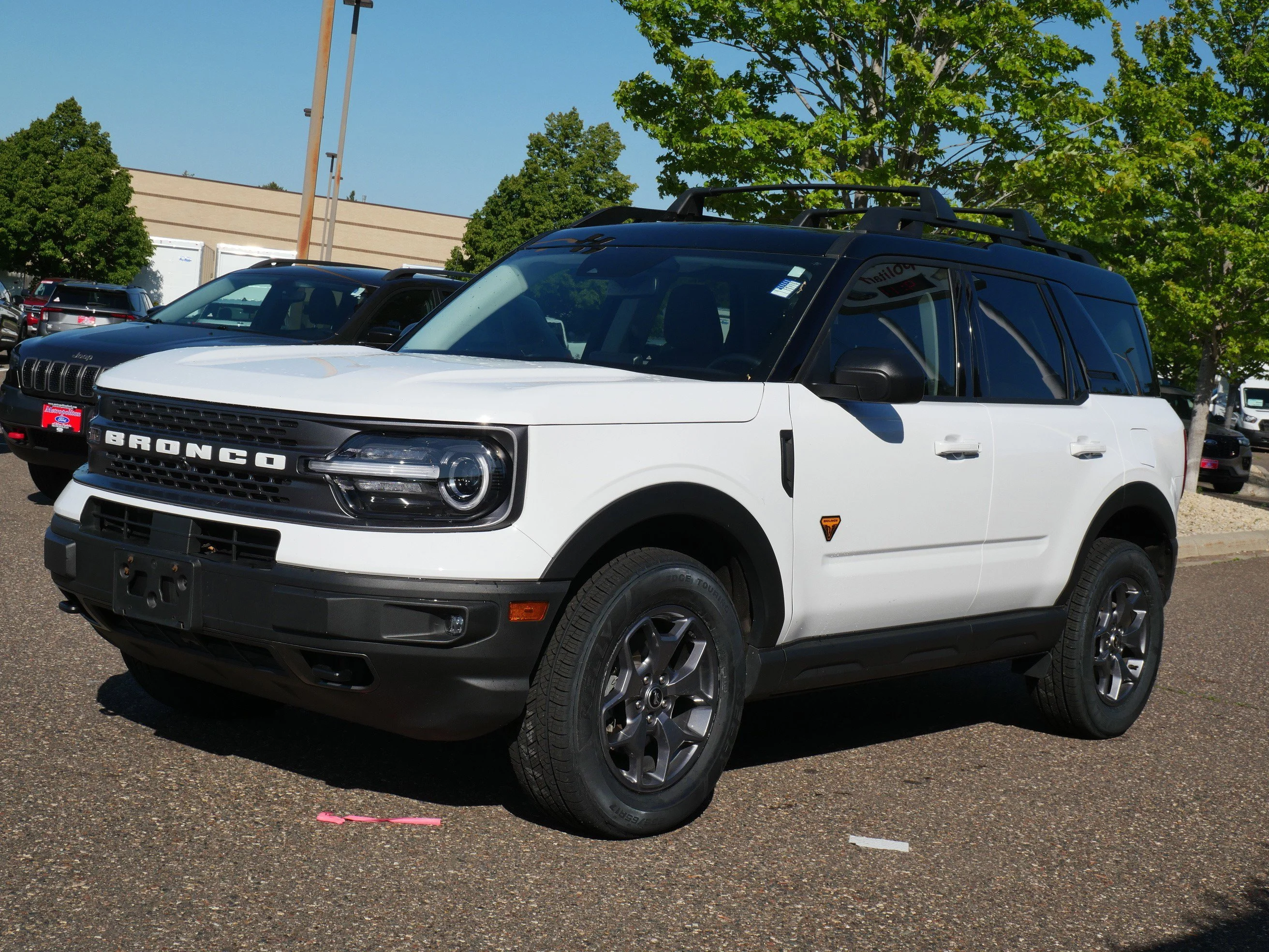 Certified Used 2023 Oxford White Ford Badlands image 3