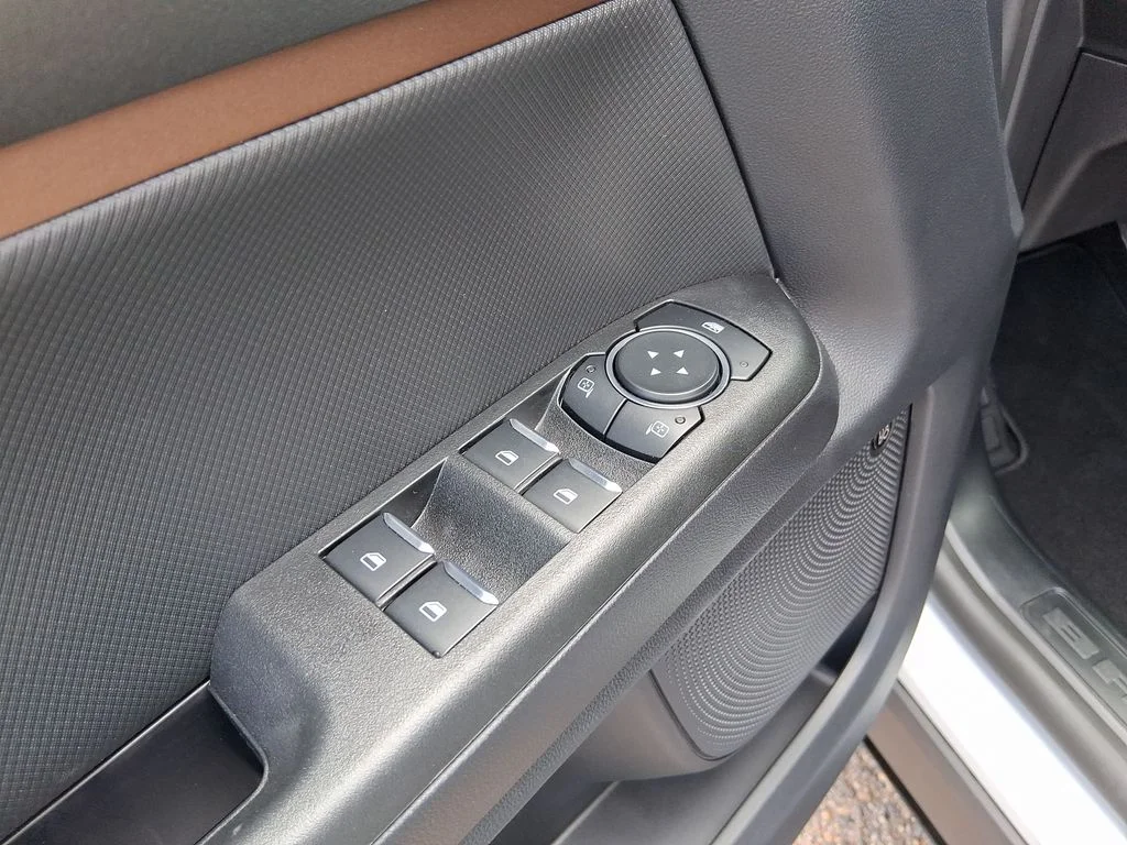 New 2026 Space White Metallic Ford Outer Banks® image 11