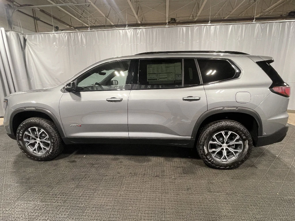 2025 GMC Acadia AT4 - Photo 11