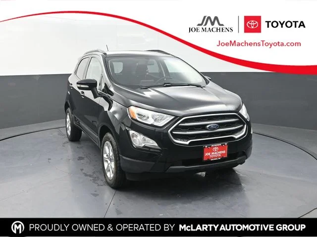 Used 2020 Black Ford SE image 1