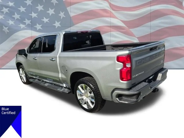 Used 2024 Gray Chevrolet High Country image 6