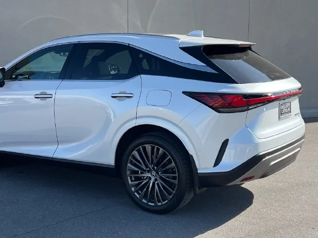 Certified Used 2025 Eminent White Pearl Lexus 350h Luxury image 7