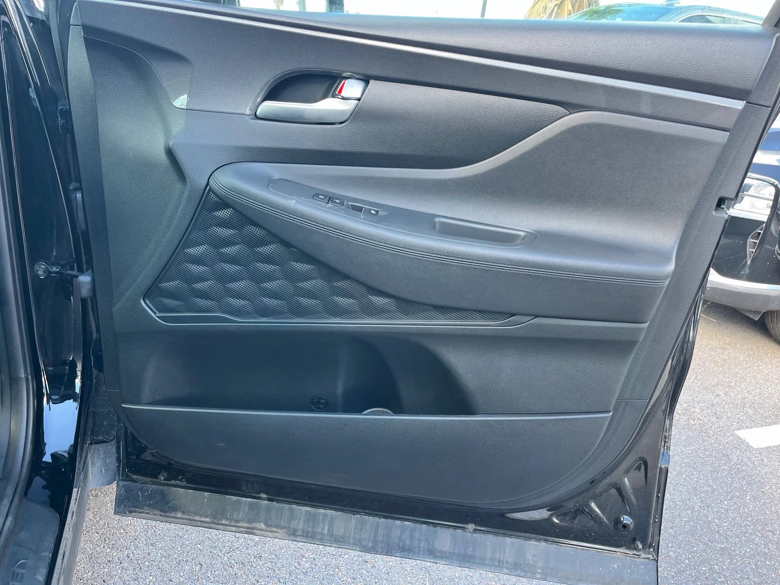 Used 2023 Black Hyundai SEL image 23