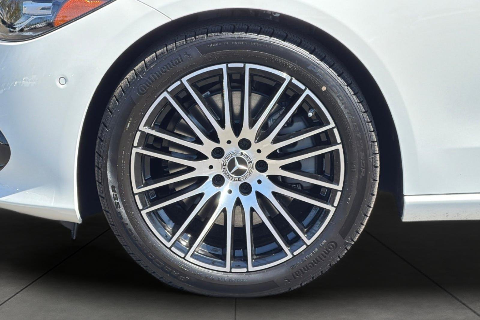 New 2026 Polar White Mercedes-Benz C 300 image 3