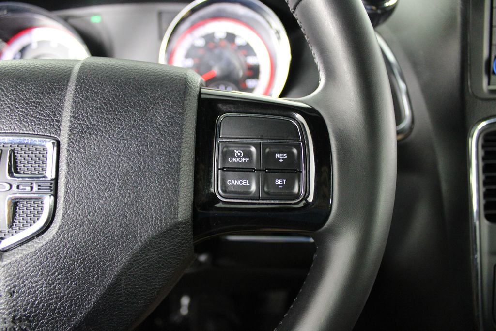Used 2020 Gray Dodge SE Plus image 25