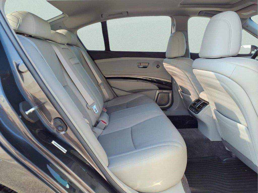 Used 2014 Gilded Pewter Metallic Acura 4dr Sdn Advance Pkg image 12