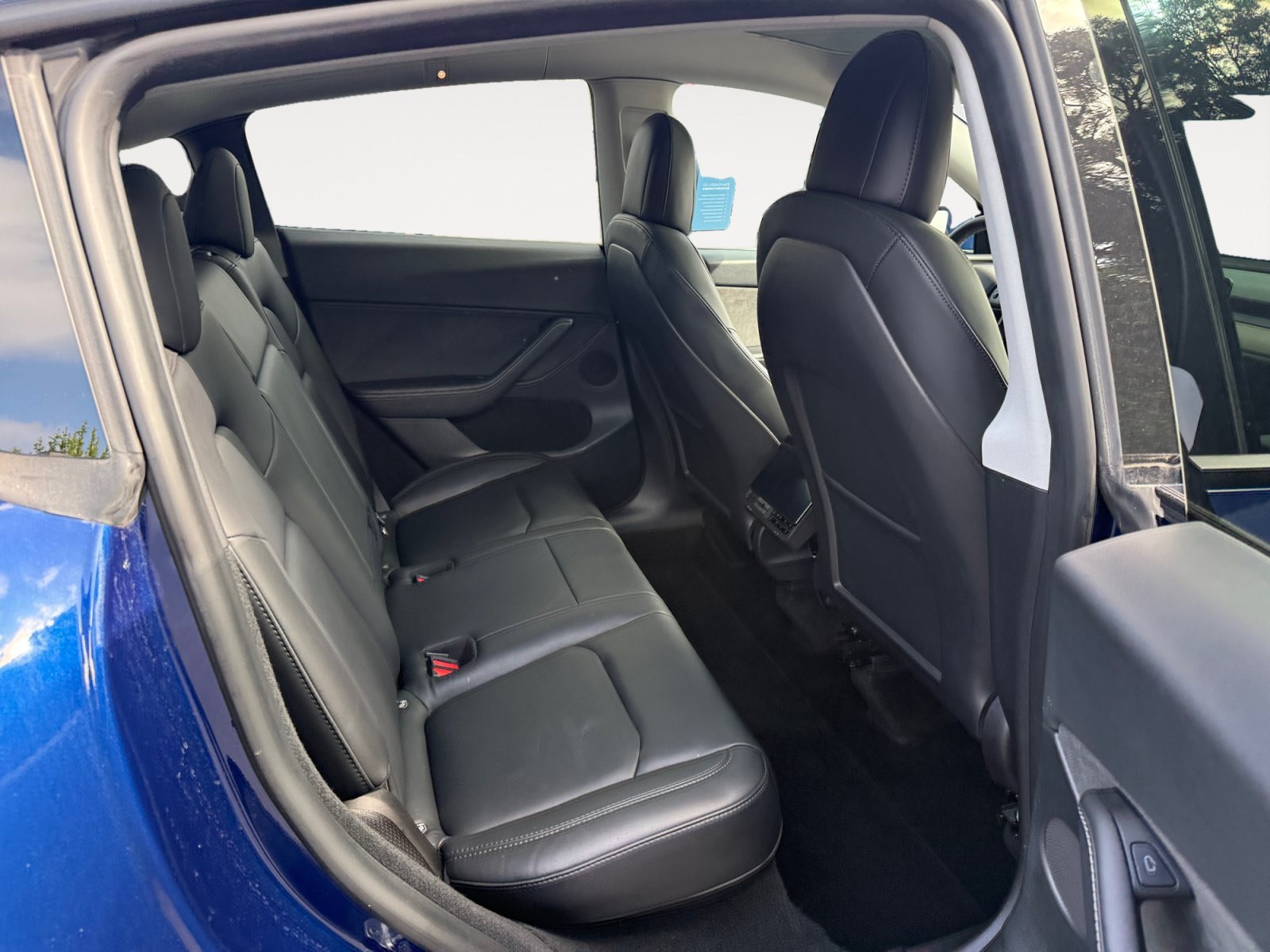 Used 2023 Deep Blue Metallic Tesla Performance image 18