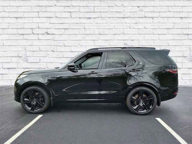 New 2025 Santorini Black Land Rover Metropolitan Edition image 2