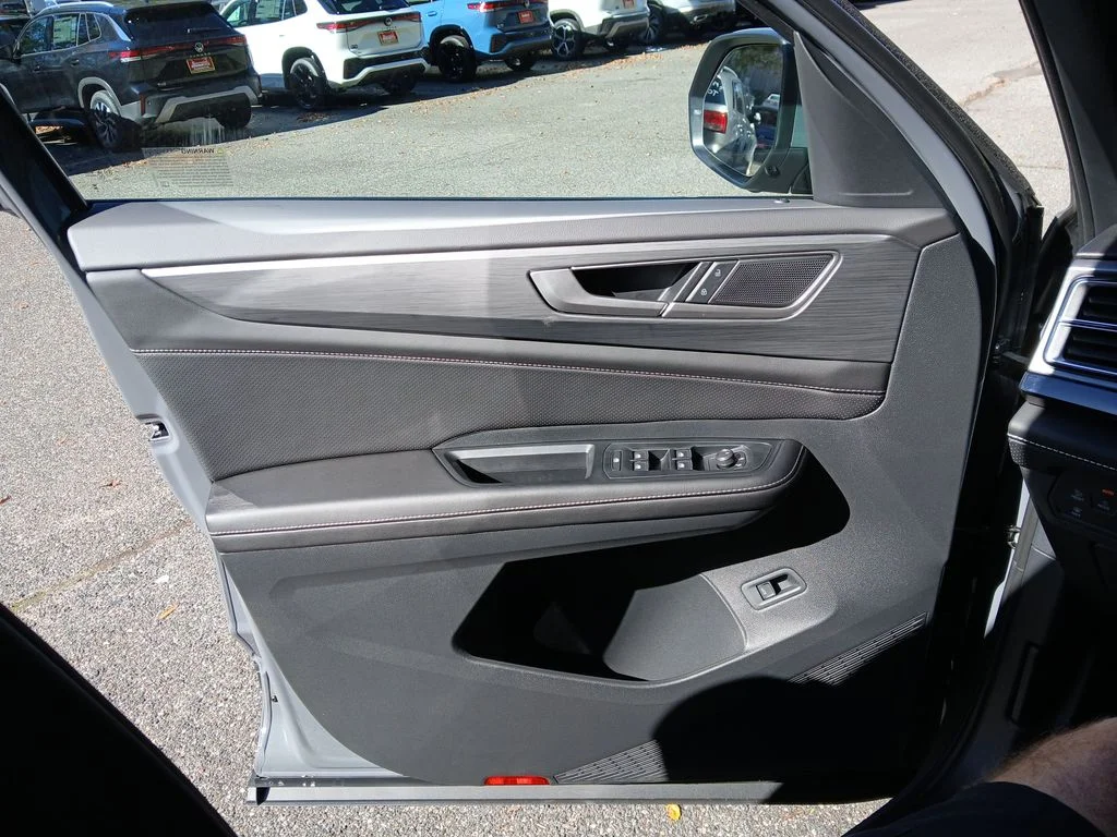 New 2026 Gray Volkswagen 2.0T SE w/Technology image 10